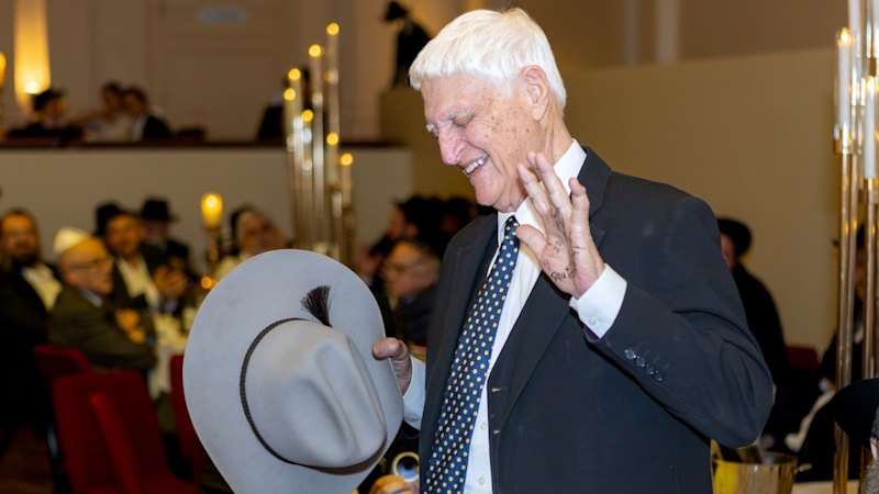 ‘Busting out the dance moves’: Katter the life of the party 