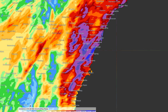 Accumulated forecast rainfall in the 18 hours leading up to 10am AEDT on Saturday, April 5, according to Access-C.