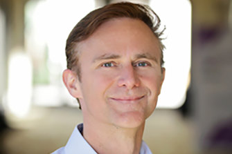 Były dyrektor finansowy Nuix Stephen Doyle.  Jego szopa została przeszukana przez policję federalną po tym, jak ASIC uzyskał zakaz podróżowania dla jego brata Rossa.