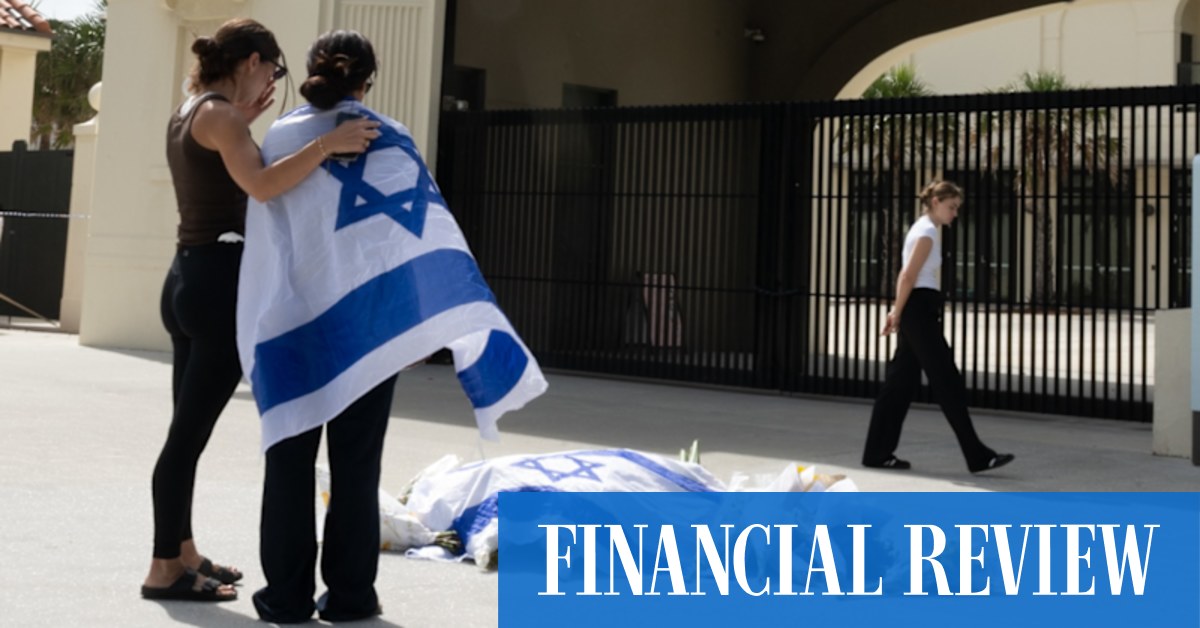 afr.com - Jonathan Shapiro, Emma Rapaport - Jewish Australians ponder two paths: Defiance or a retreat to safety