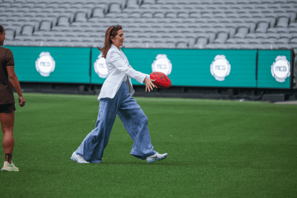 Queen Mary kicked a Sherrin on the MCG.