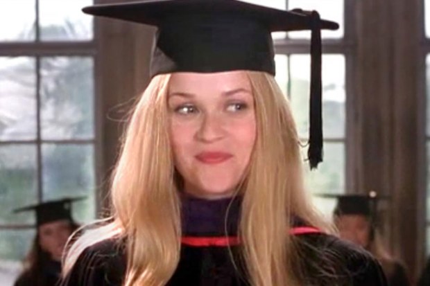 Elle Woods (Reese Witherspoon) graduates in Legally Blonde