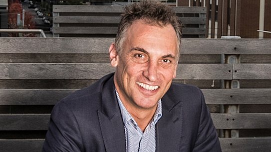 El empresario de Melbourne Antony Catalano ha sido acusado de abusar de su esposa.