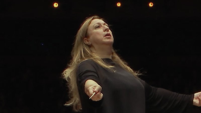 Three decades on, Simone Young is in absolute control - and the orchestra rises with her