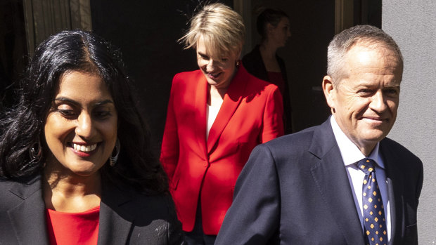 Labor's Candidate for Deakin, Shireen Morris, with deputy leader Tanya Plibersek and Bill Shorten in Mitcham. 