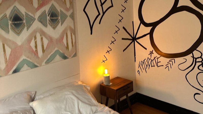 Houses listed for sale without signs after homeless break-ins