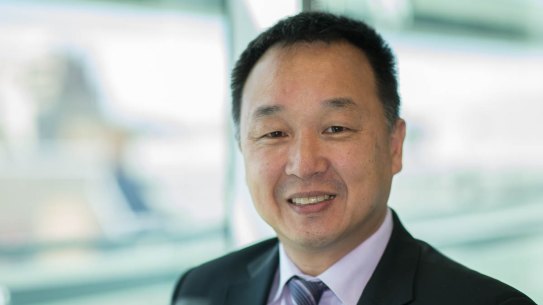 Professor Henry Woo criticised Dr Teo on Twitter over his charging practices and choices about surgeries. 