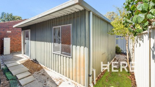 This flat has been listed for rent for $320. 