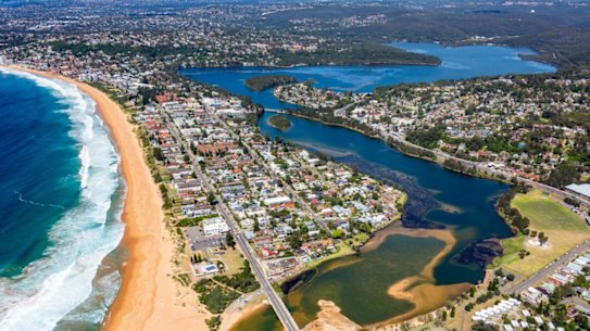 House values have fallen in Narrabeen.