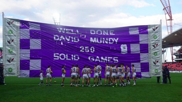 Faint praise: David Mundy's banner 'celebrating' his 250th game.
