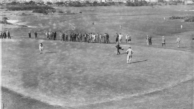 A photo by famous photographer Sam Hood of the Royal Sydney Golf Club in the days when the dunes were still visible. The club wants to restore the course to create a links-style course.