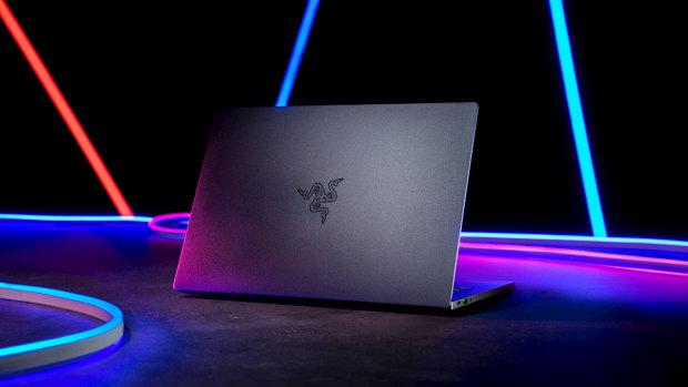 Goodbye glowing logo: the Stealth now has no lights on the back and its keyboard can only be one colour at a time.