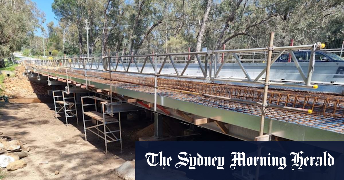 Armadale train line closed: It took a year to fix a 45-metre bridge. How will the Armadale train line be done in 18 months? - Vimarsana News