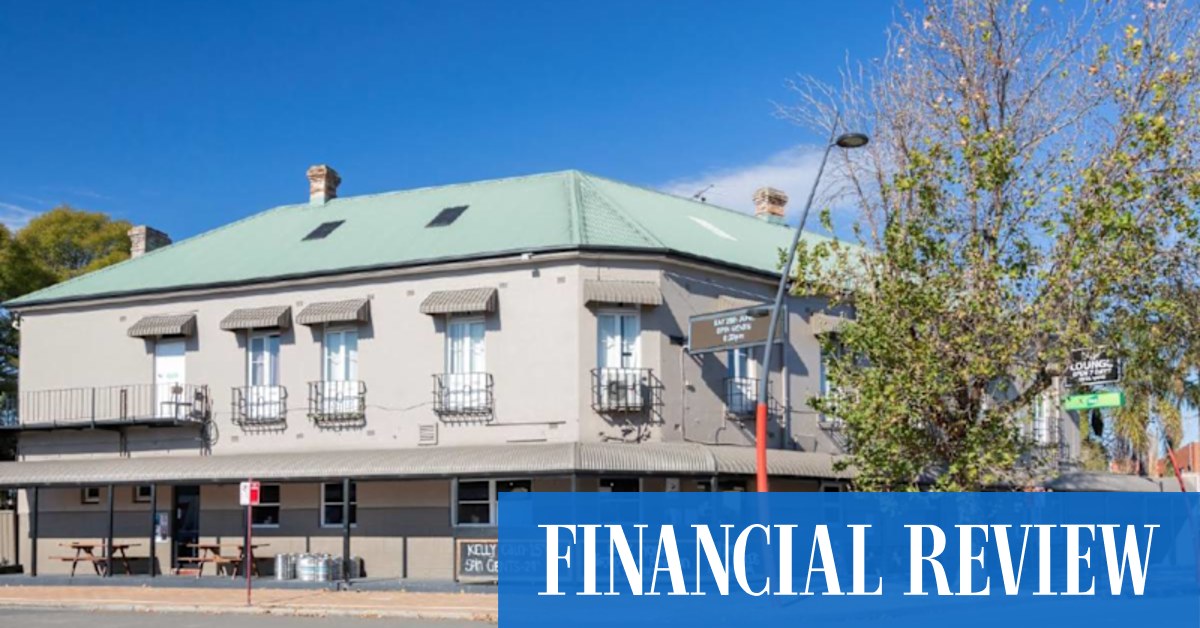 Investors chase regional pubs easily accessible from Sydney - Vimarsana News