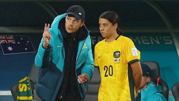 Tony Gustavsson prepares to send Sam Kerr into the game.