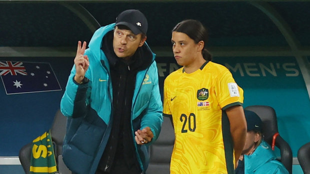 Tony Gustavsson prepares to send Sam Kerr into the game.