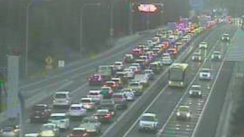 M2 Traffic Chaos After Asbestos Pipes Fall Off Truck