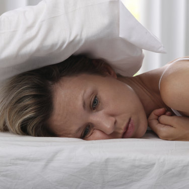 What Is Melatonin And Does It Help With Jet Lag And Insomnia