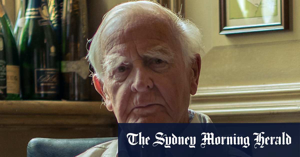 John le Carré comes in from the cold to be interrogated by filmmaker Errol Morris - Vimarsana News