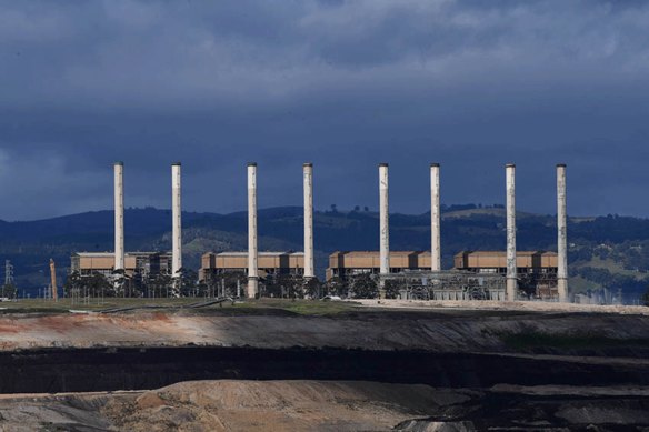 Hazelwood Power Station’s chimneys collapse after demolition.