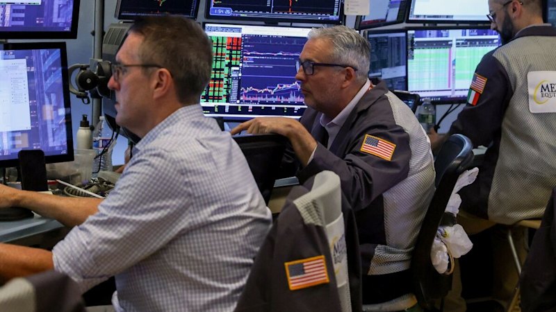 ASX set to edge up, tech shares drive Wall Street rebound