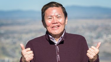 Optus boss promises 5G services to launch in January