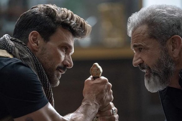 Frank Grillo and Mel Gibson in Boss Level.