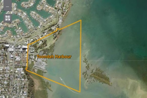 Redland City Council has asked for urgent advice from the Federal Court on native title issues linked to the $1.4 billion Toondah Harbour project.
