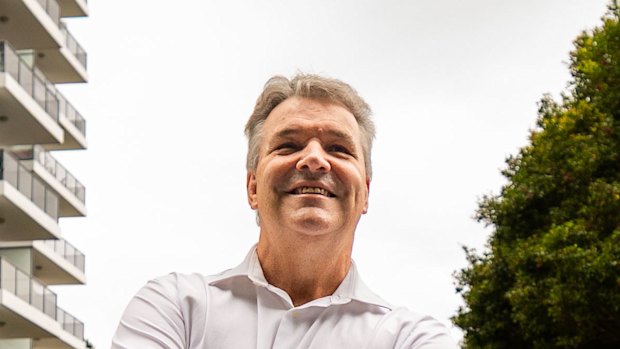 Vincent Woodgate helped resolve issues in his apartment building.