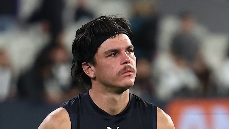 Carlton says Elijah Hollands has been admitted to hospital