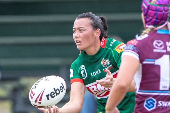 Toni Hunt in action for Wynnum Manly.