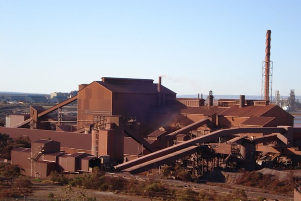 Whyalla çelik fabrikası, Şubat 2025'te iflas etti.
