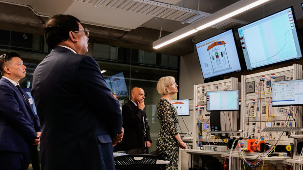 New UQ lab to put power networks through their paces
