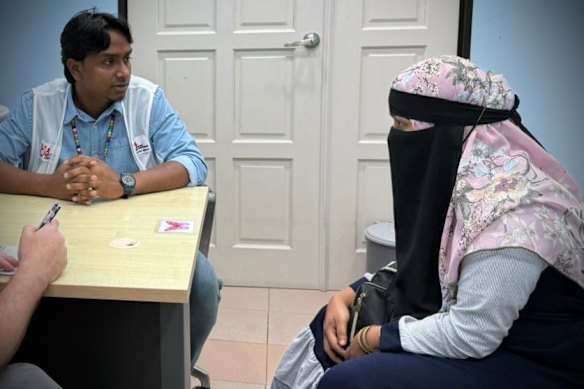 Khairul (left) and Minara at MSF’s clinic in Penang.
