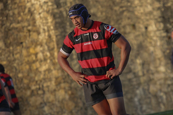 Heinz Lemoto playing in his first Under-21 game for Toulouse.