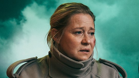 Susanne (Trine Dyrholm) with former soldier CC (Dar Salim) in Face to Face.