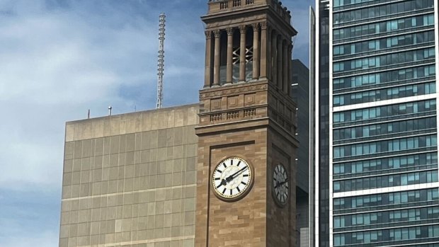 The Brisbane City Hall clock tower with the wrong time at 9:01am.