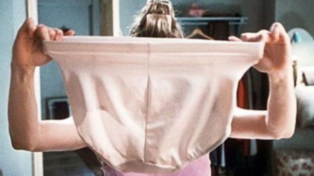 Pull me top in knickers