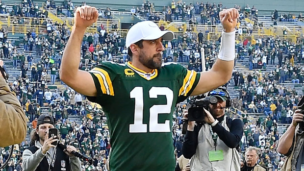 NFL wrap: superb Rodgers leads Packers to win