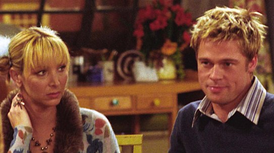 Brad Pitt (centre) in the “I hate Rachel Green” episode of Friends.