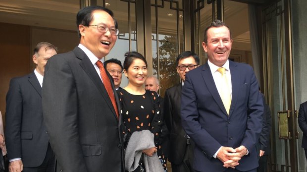 Premier Mark McGowan celebrates the 30th anniversary of the WA-Zhejiang sister-state relationship with Province Communist Party Secretary Che Jun on November 10, 2017.