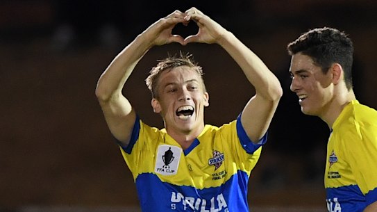 Fraser Hills has been awarded the Michael Cockerill Medal as the standout player in this year's FFA Cup from a non-A-League team.