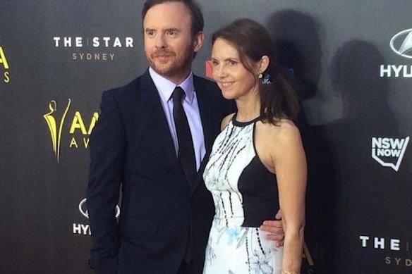 Zwar and Brotchie at the AACTA Awards in 2013, the year The Lowdown won Best Television Comedy Series.
