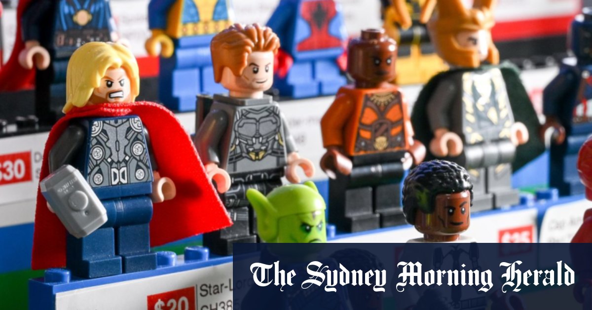 De Lego à Chanel, les prix des objets de collection flambent sur eBay