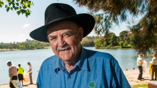 Chairman and founder of Clean Up Australia, Ian Kiernan, has died.