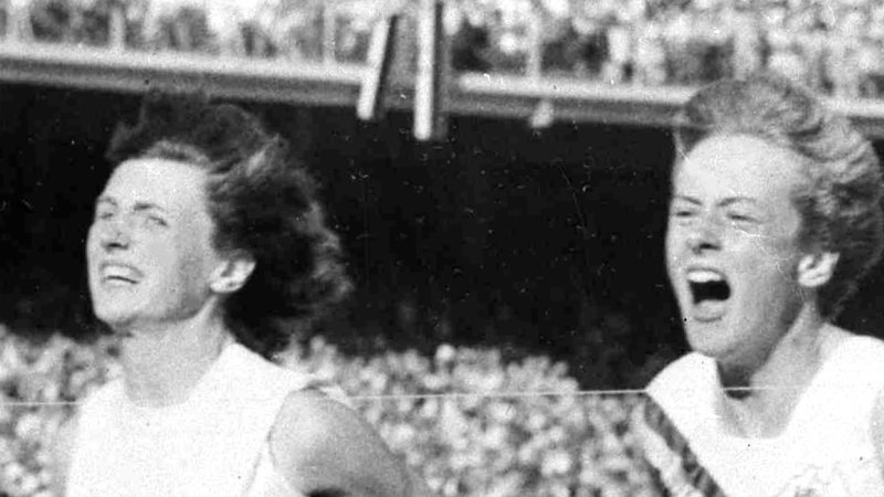 Betty Cuthbert: Barefoot sprinter who became a record-breaking ‘golden girl’