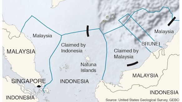 A map showing three of China's nine-dash line, Indonesia's territorial waters and the Natuna Islands.