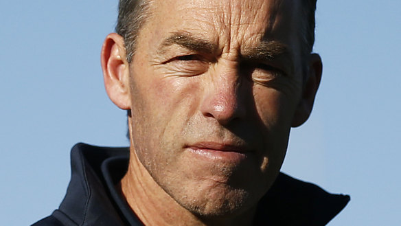 Alastair Clarkson will leave a year earlier than planned.