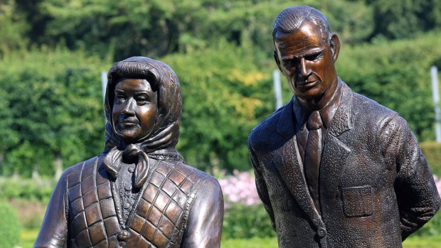 Is the new statue of the late Queen Elizabeth II really that ... bad?