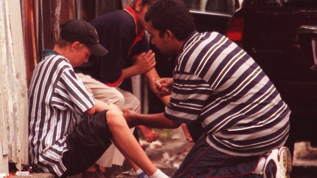 Heroin users on the footpath in Redfern in 1999.